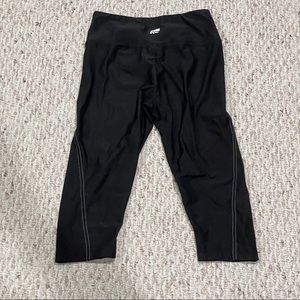 Marika workout crop pants medium